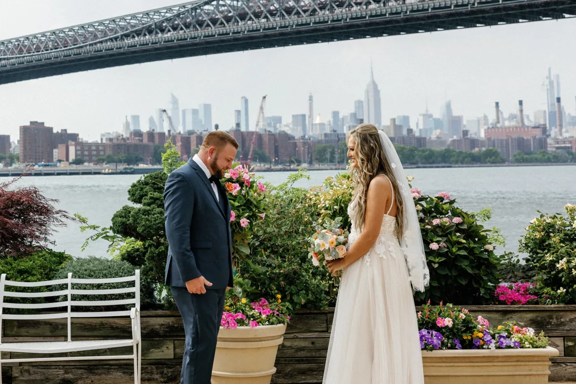 Grooms reation to seeing bride for the first time